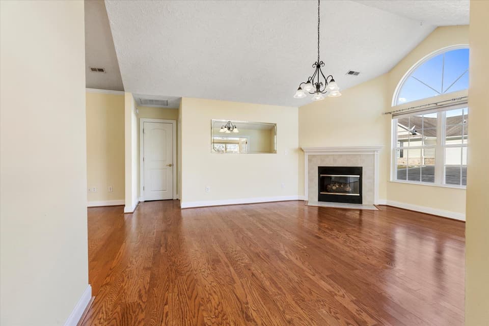 227 Patriot Way Unit 63, photo 5 of 40