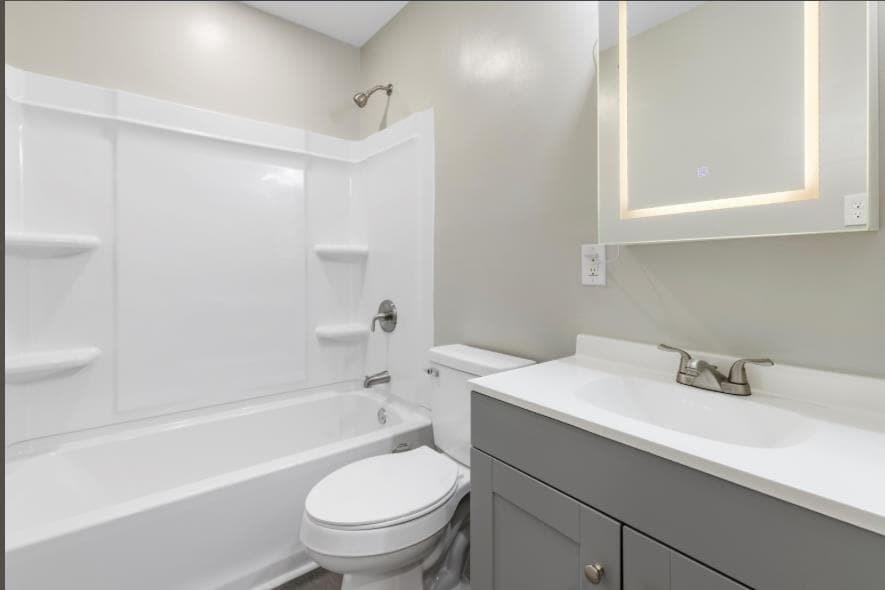 215 Overhill Road, photo 32 of 40