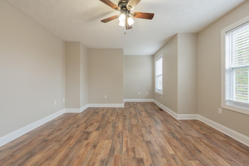 590 Tall Oak Boulevard, photo 30 of 40