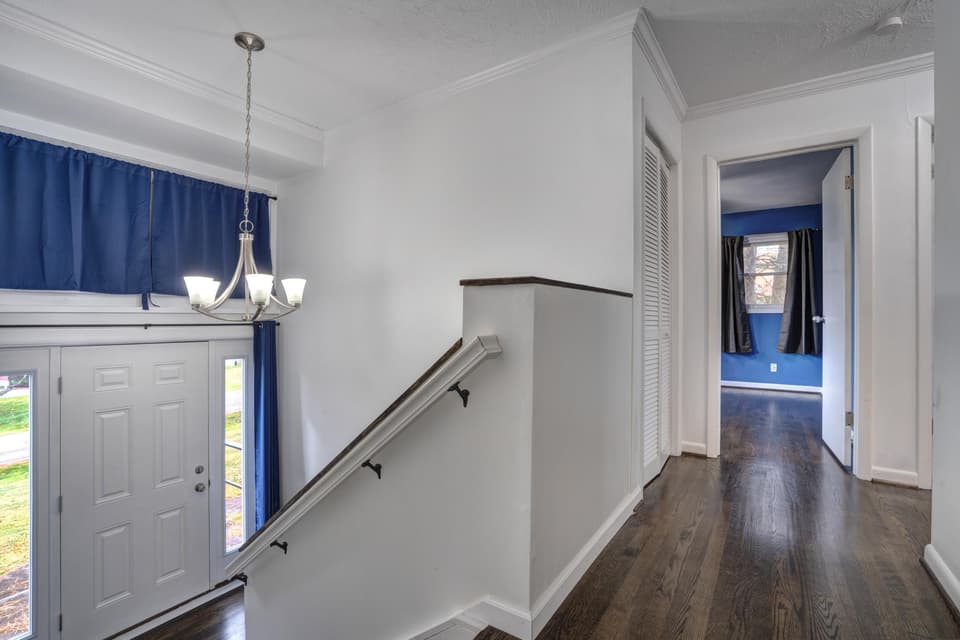 5 S Dudley Drive, photo 8 of 40