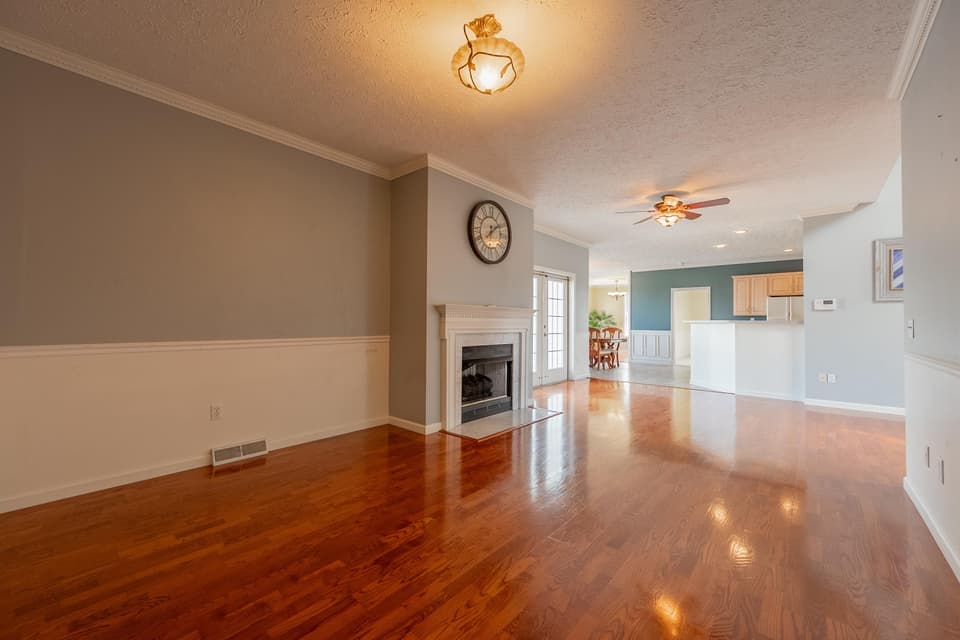 3810 Divine Drive, photo 19 of 40