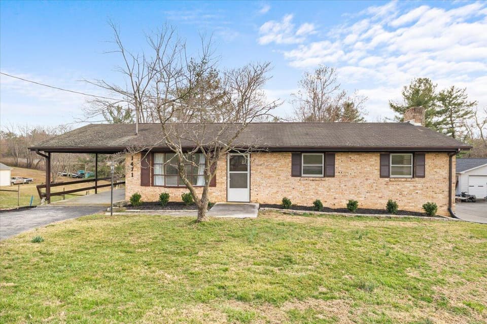 1471 Mud Pike Rd NW, photo 2 of 33