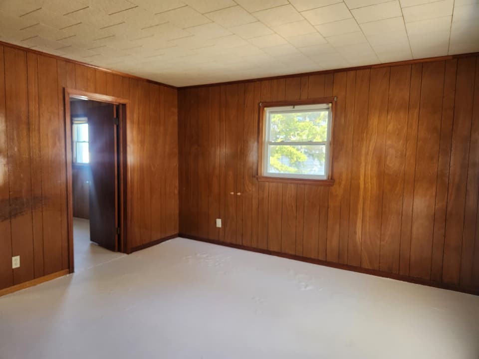 365 Clearview Drive, photo 15 of 40