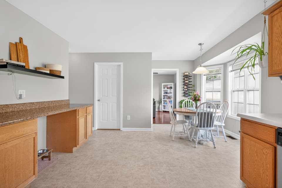 475 Majestic Drive, photo 24 of 40
