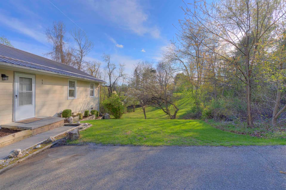55 Crestview Street, photo 4 of 34
