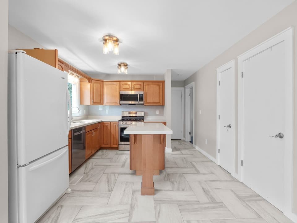 1275 Cambria Street NW, photo 12 of 40