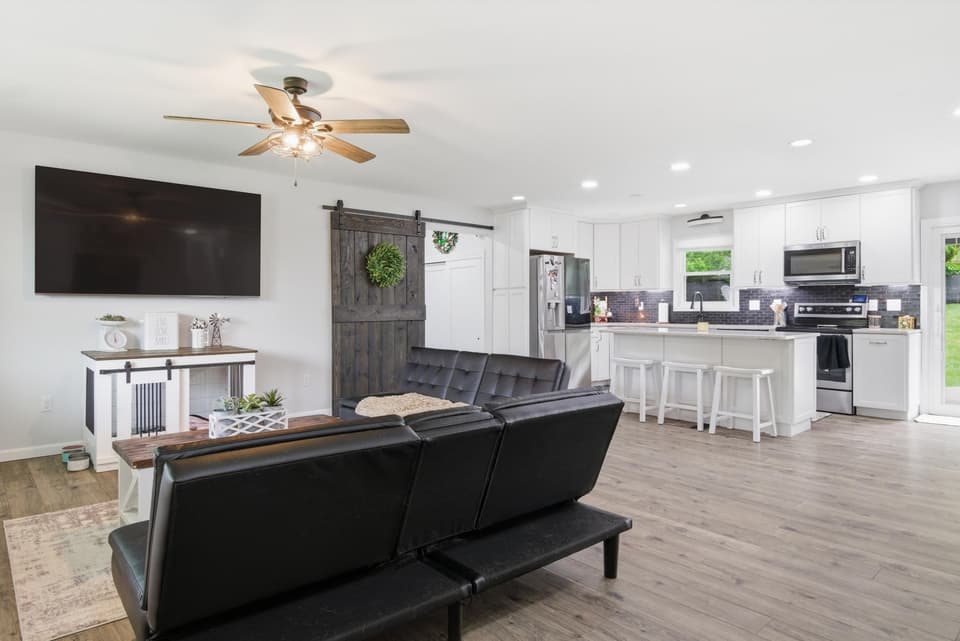 135 Wooden Shoe Court NW, photo 21 of 40