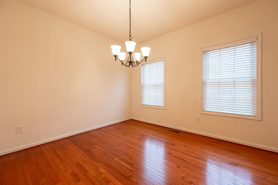 1110 Crosscreek Drive, photo 9 of 40