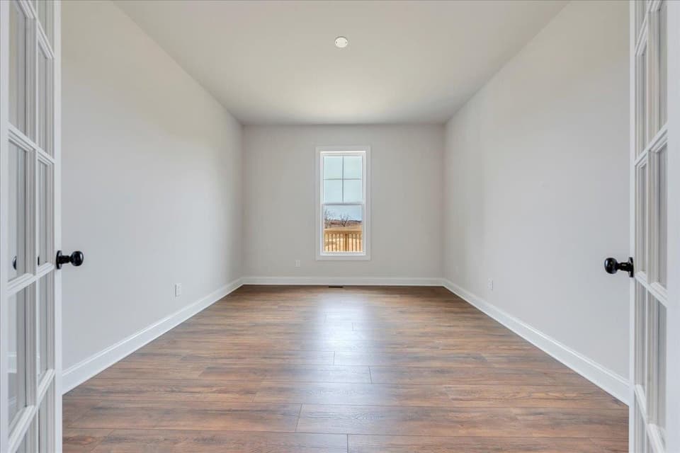 1135 Round Meadow Drive, photo 29 of 40