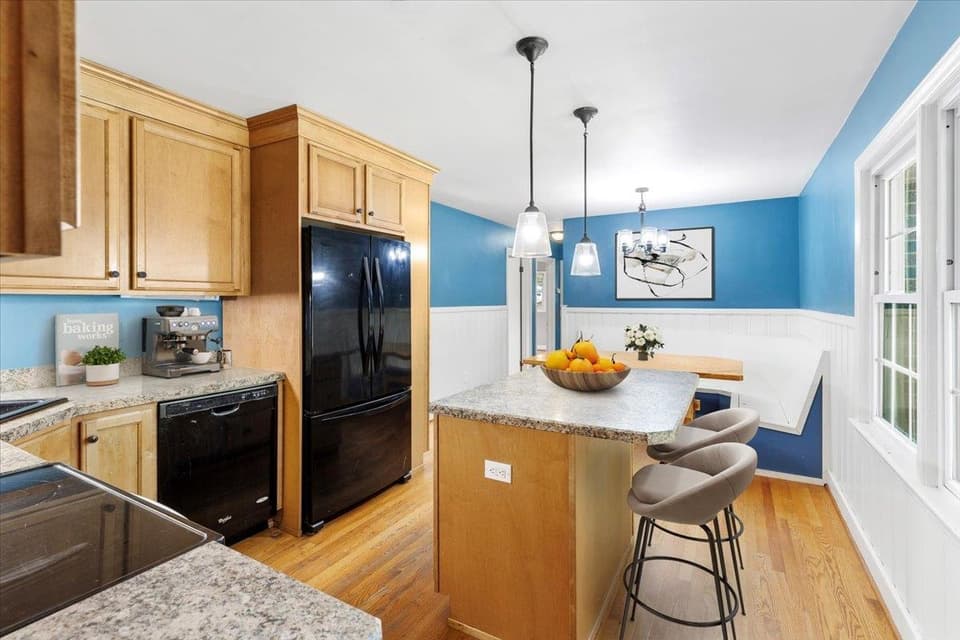 307 3rd Street, photo 14 of 40