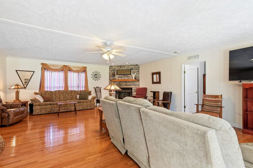 2545 Peppers Fry Road NW, photo 16 of 40