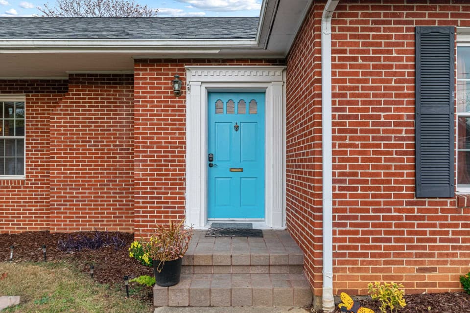 120 Cherry Lane, photo 4 of 33