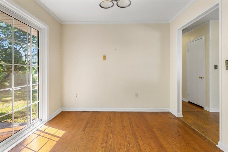 110 Rosehill Drive, photo 21 of 40