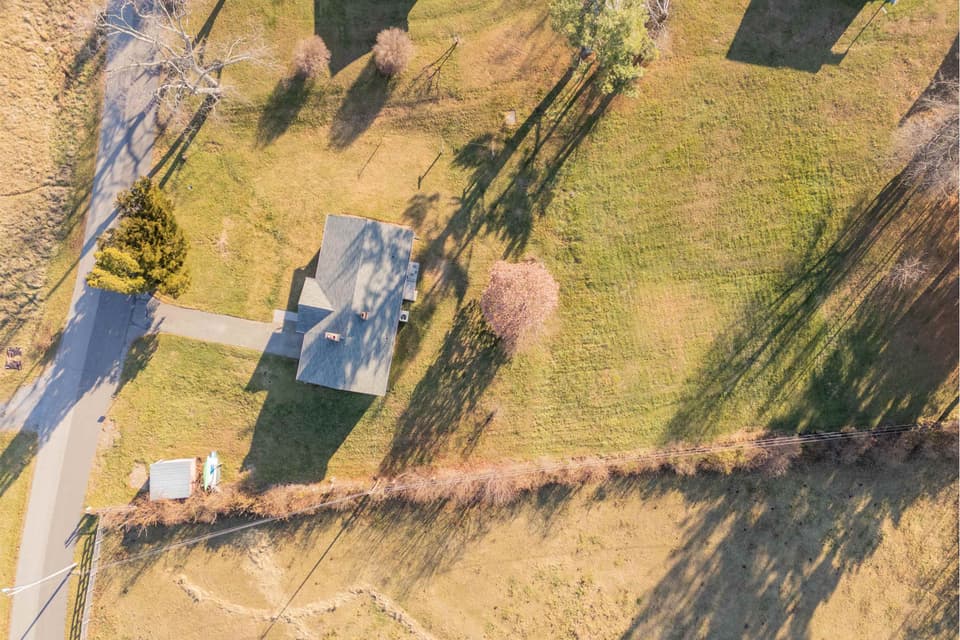 270 Dunlap Drive, photo 28 of 40
