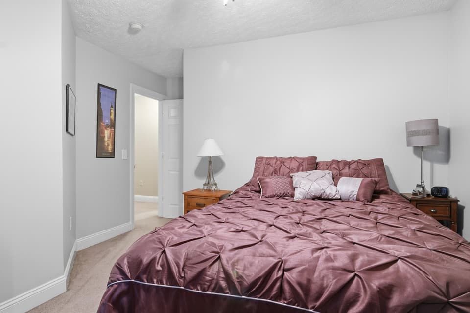 585 Silver Leaf Drive, photo 24 of 39