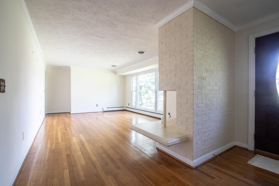185 Overhill Road SE, photo 5 of 40