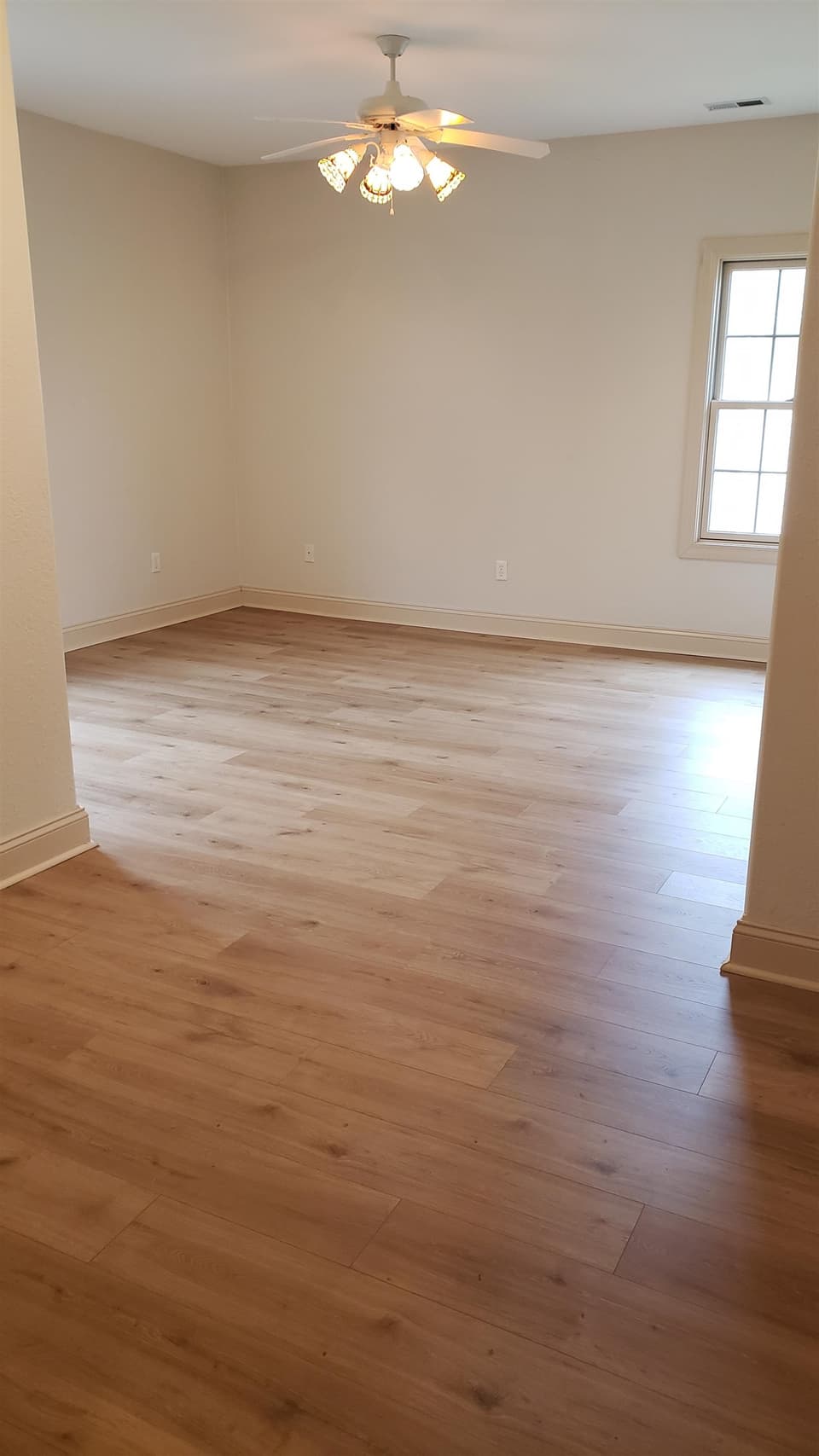 210 Windsong Drive, photo 9 of 10