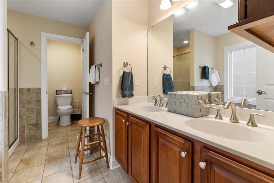 300 Roudabush Drive NW, photo 34 of 40