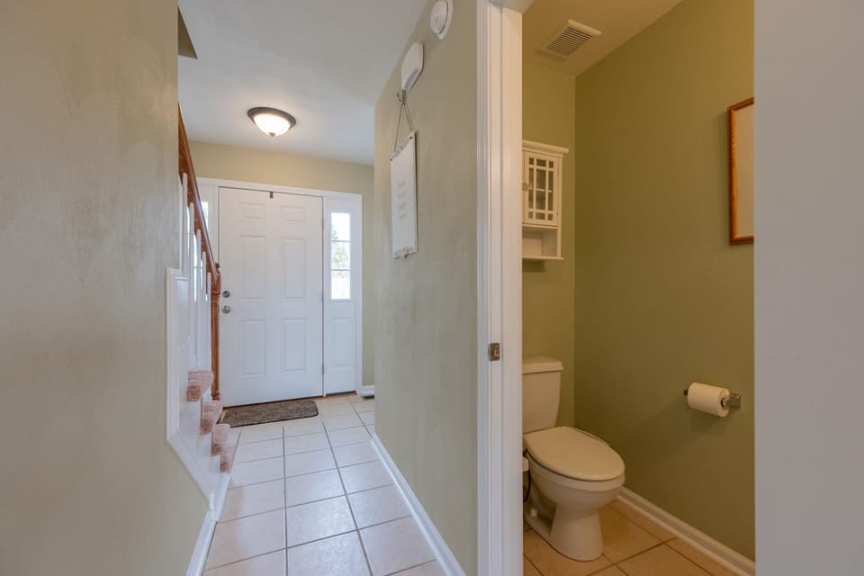 615 Keystone Drive, photo 15 of 40