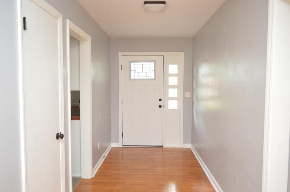 75 Almetta Avenue, photo 7 of 38