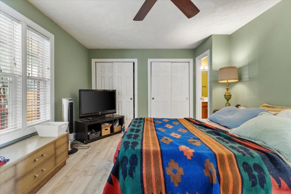 205 Tall Oak Boulevard, photo 19 of 40