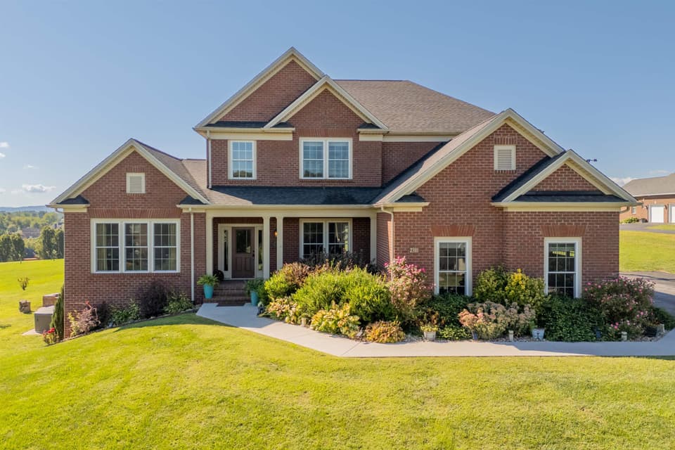 2310 Peakland Way, Christiansburg