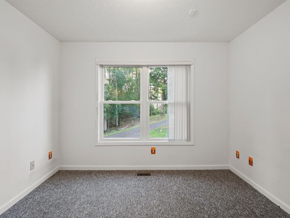 60 Wood Ridge Drive, photo 28 of 40