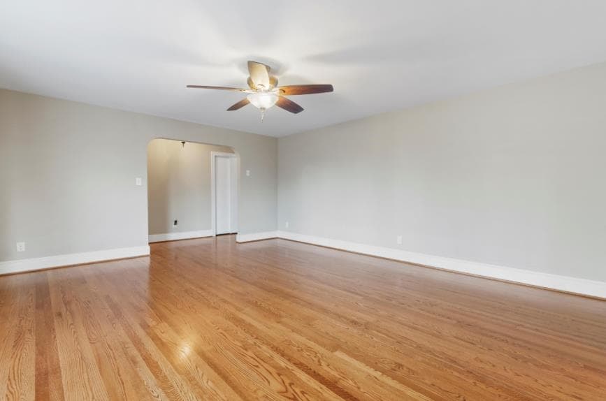 215 Overhill Road, photo 10 of 40