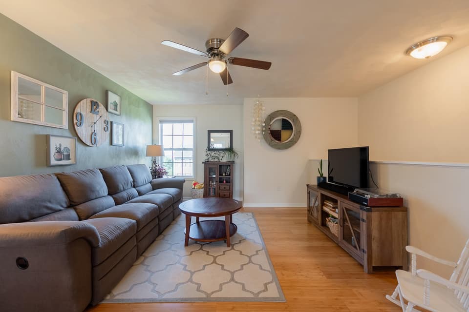 365 Chelsea Loop, photo 28 of 40