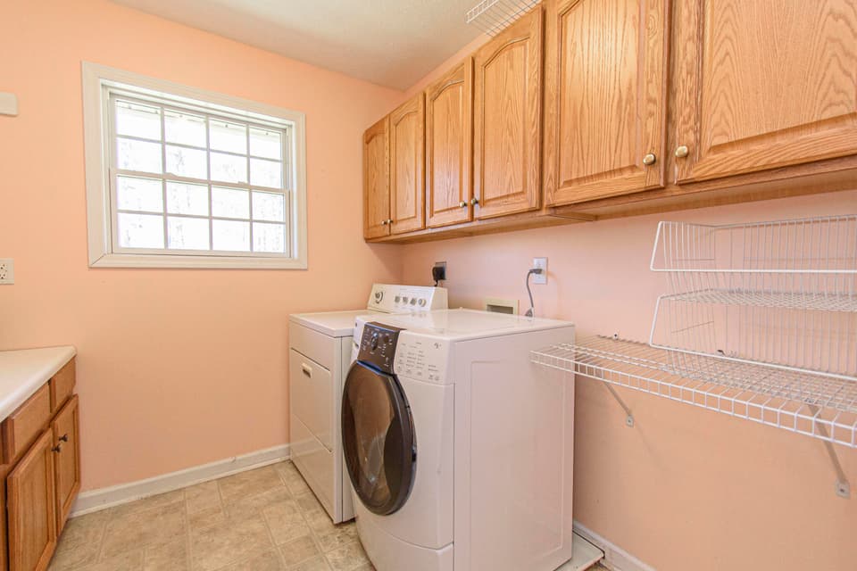 1130 Cassatt Ln, photo 37 of 39