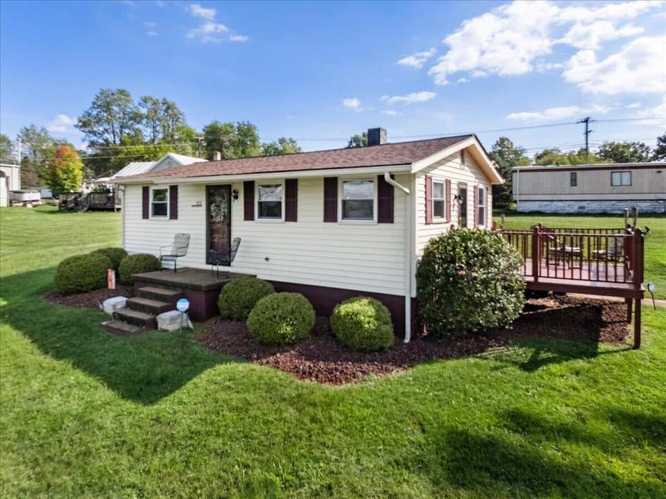 1551 Peppers Ferry Rd NW, photo 19 of 37