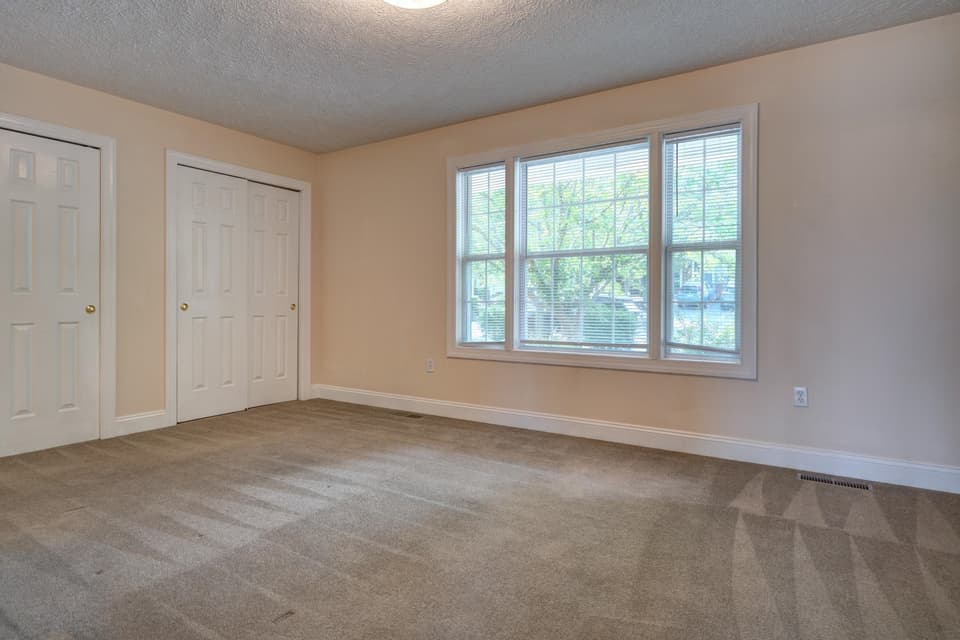 295 Tall Oak Boulevard, photo 17 of 34