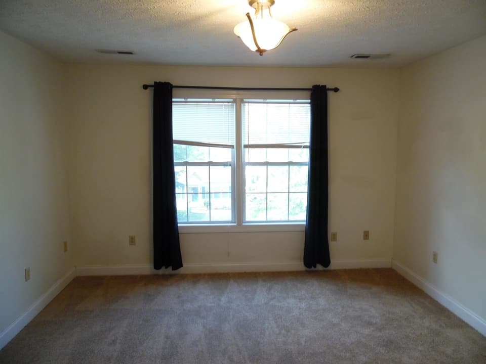 275 Silver Leaf Drive, photo 10 of 12