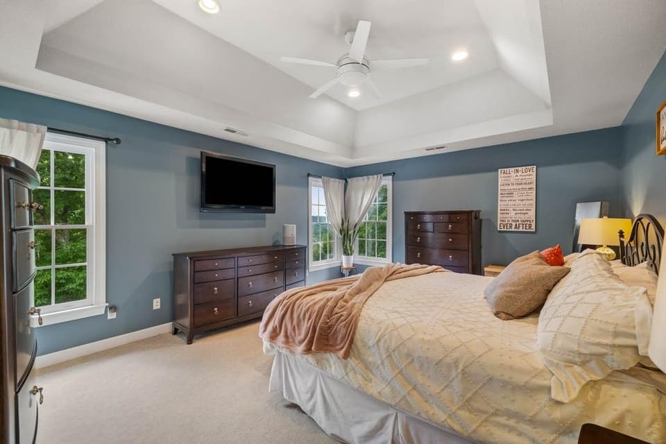 2050 Lubna Drive, photo 19 of 40