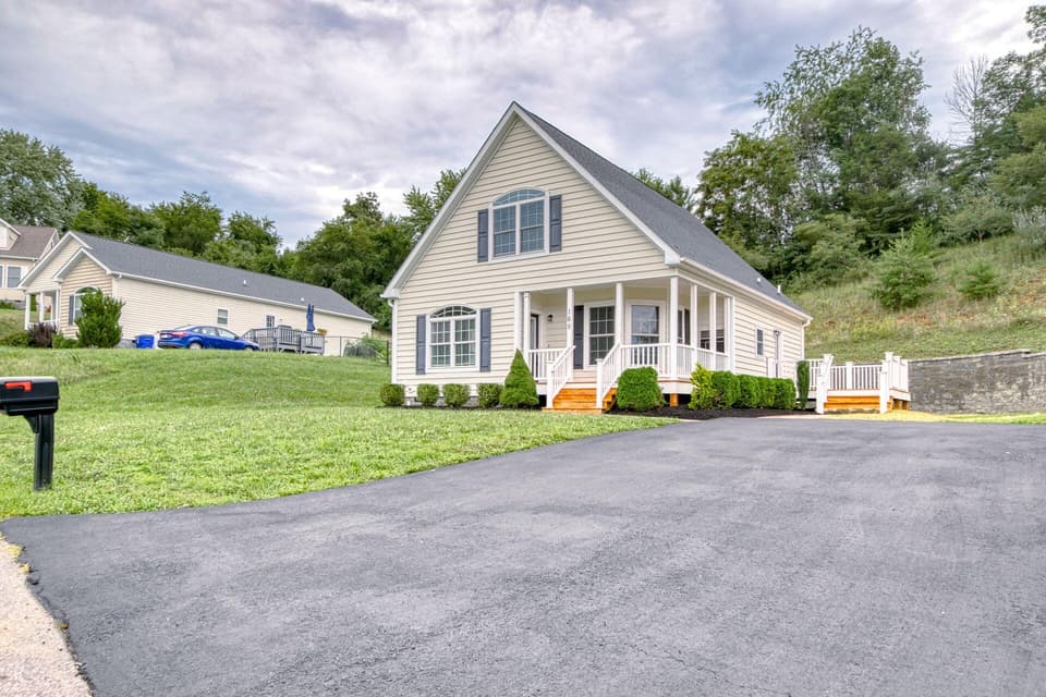 165 John Lemley Ln, photo 2 of 26