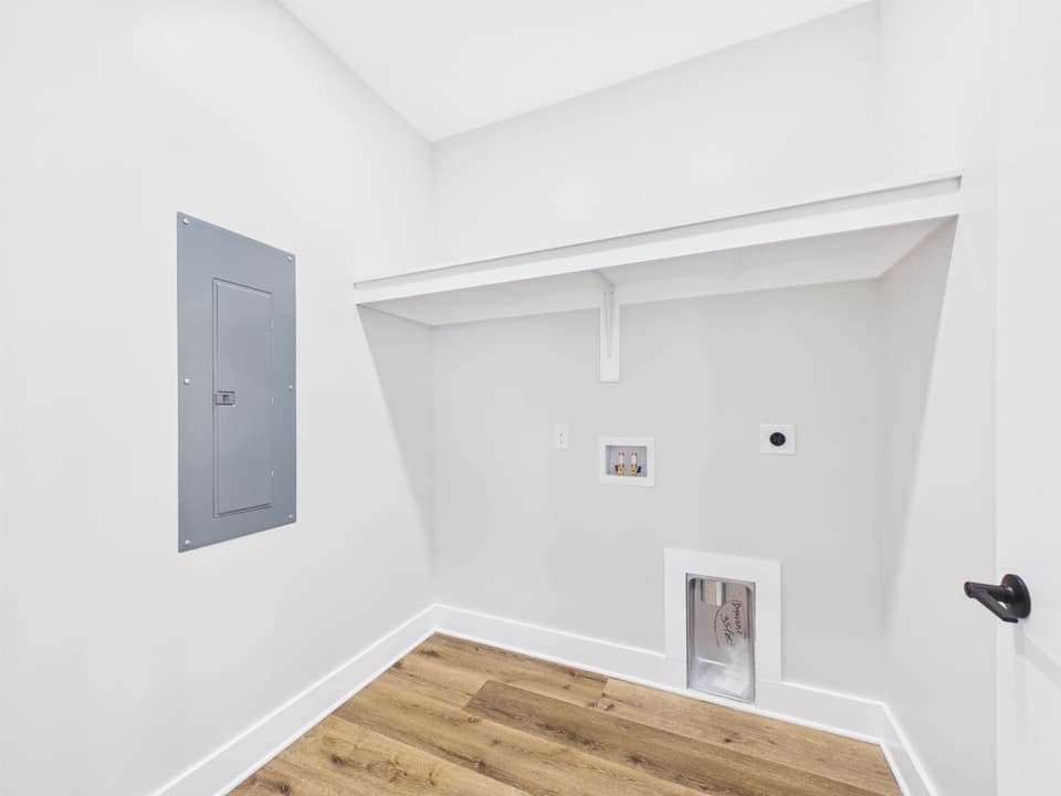 245 Howery Street SE, photo 20 of 40