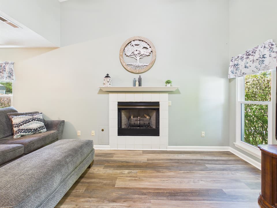 1525 Sleepy Hollow Road, photo 27 of 40