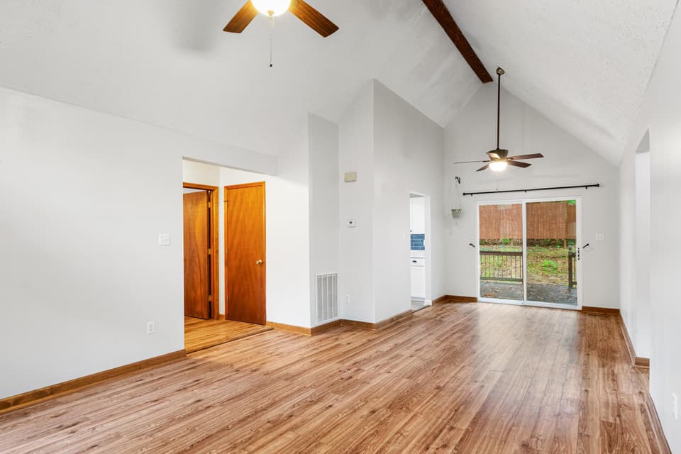 1155 Hans Meadow Road, photo 6 of 34