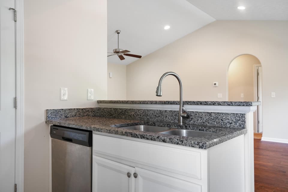 2030 Glade Drive, photo 17 of 32