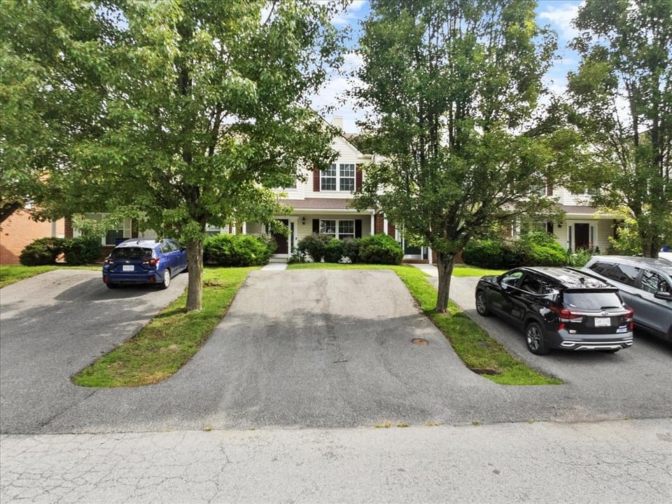 300 Willow Oak Drive, photo 30 of 40