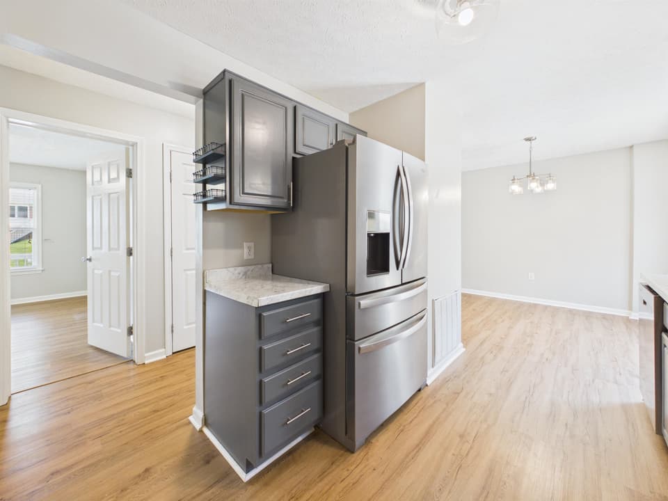 100 Cullen Court, photo 22 of 40