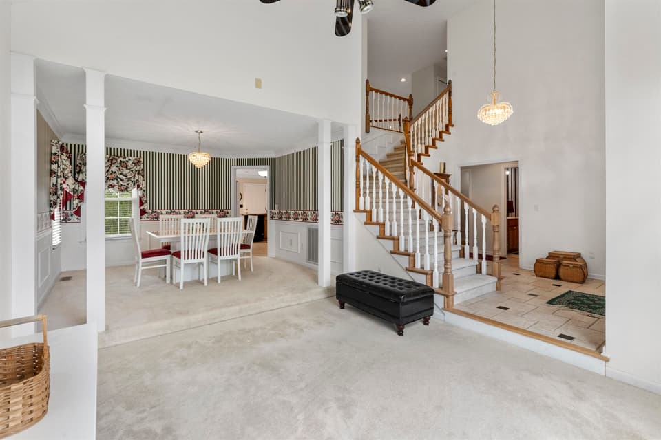 2285 Lubna Drive, photo 38 of 40