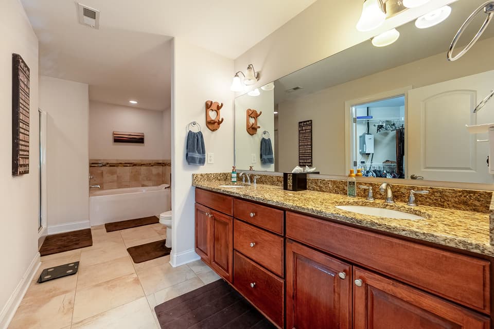 120 Phoenix Boulevard, photo 19 of 40