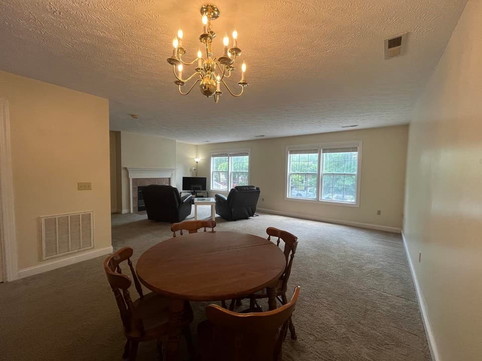 315 Silver Leaf Drive, photo 7 of 35