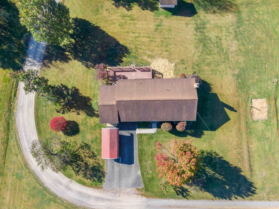 2272 Lupine Lane, photo 4 of 40