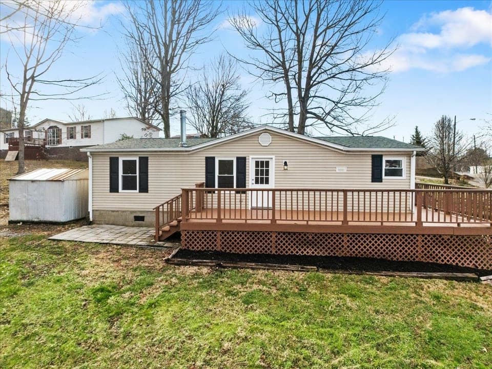 505 North Drive NE, photo 31 of 40