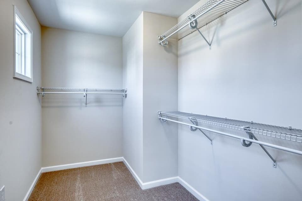 223 Louise Ln, photo 26 of 35