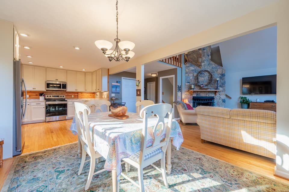 3212 Eaglebrook Road, photo 32 of 40