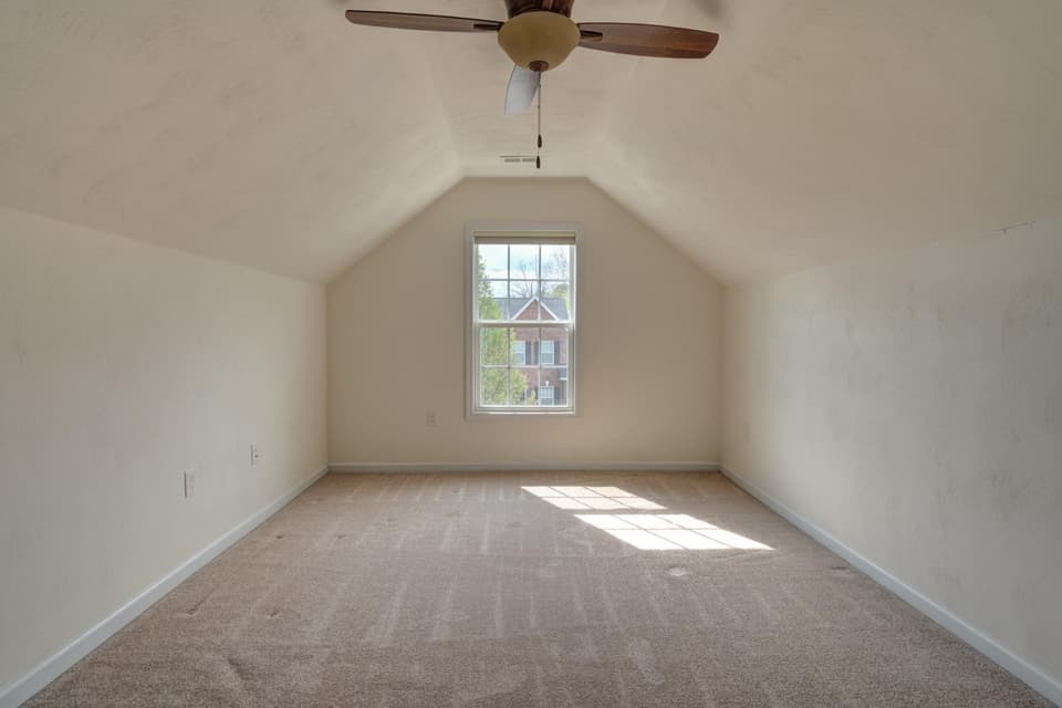 160 Roudabush Drive, photo 29 of 34