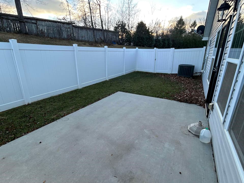 2225 Giles Drive, photo 23 of 23